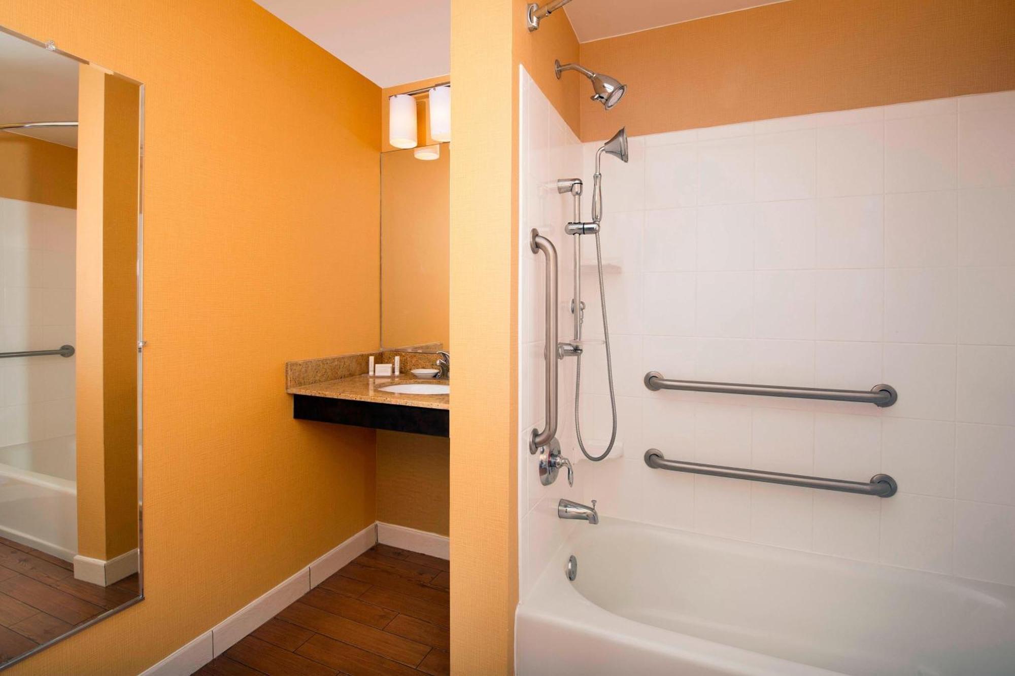 Towneplace Suites By Marriott Lexington Park Patuxent River Naval Air Station Exterior photo